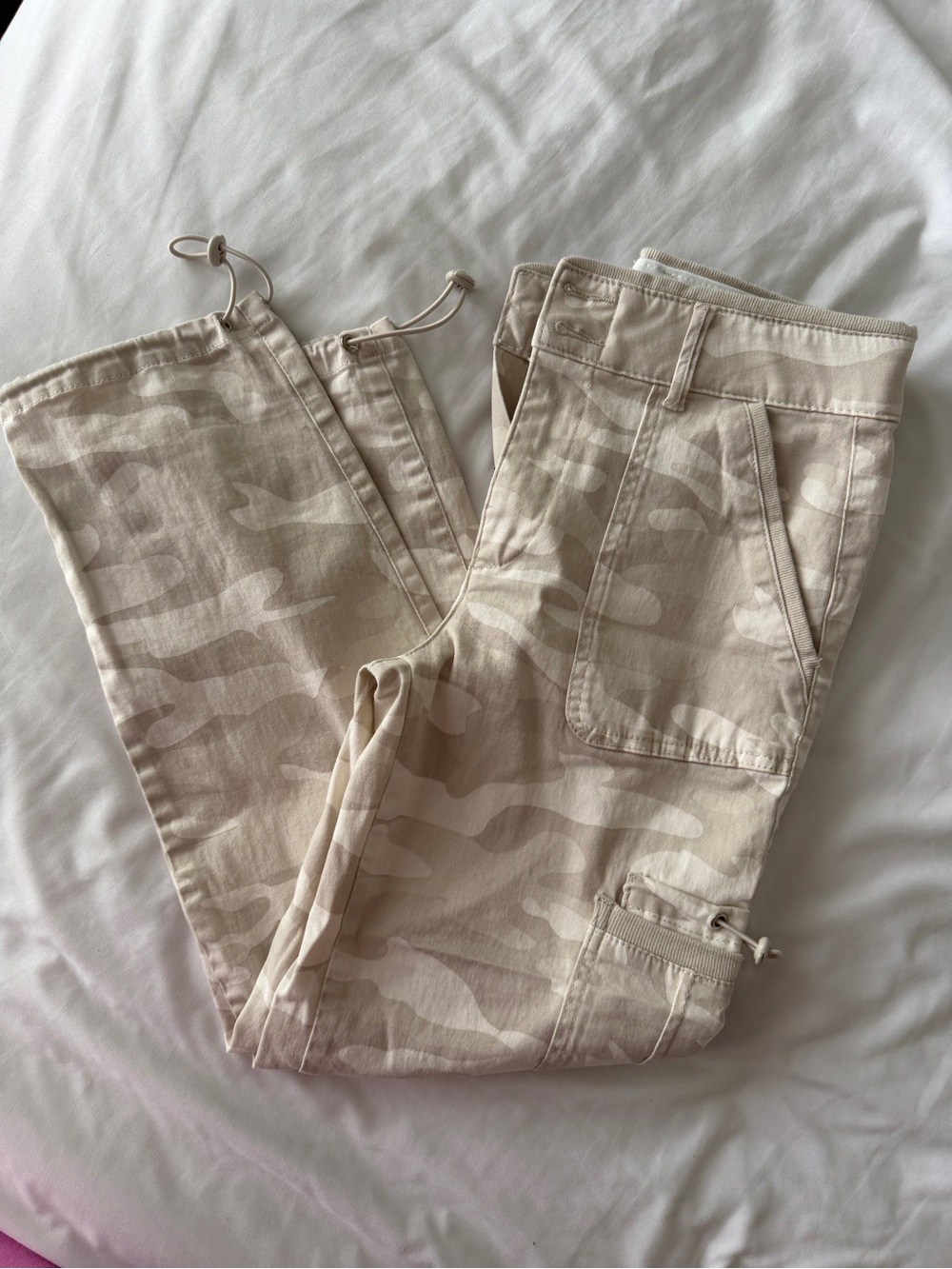 Democracy High Rise Camo Utility Pants Size 4 - Picture 8 of 9